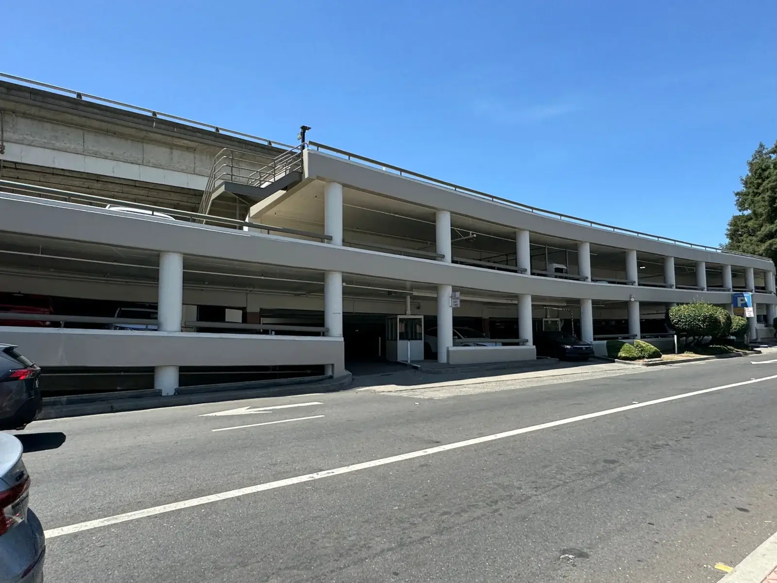 Two top levels of 4 level parking garage in Old Sacramento from 3rd Street, repainted by Blackhawk Painting, Inc.